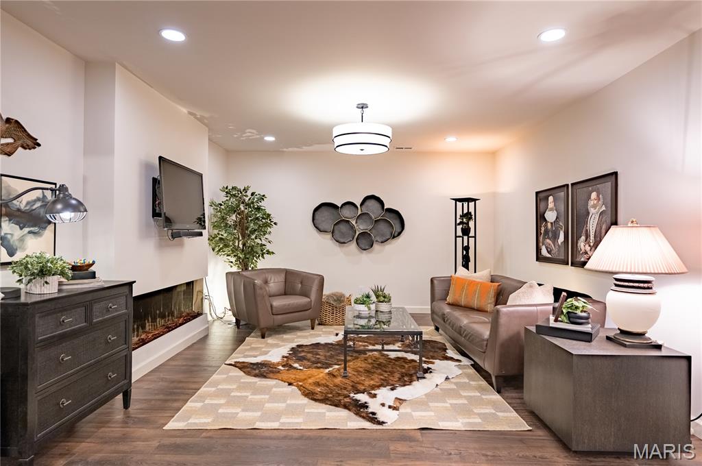 Est At Delcreek Crossing #1 - Residential