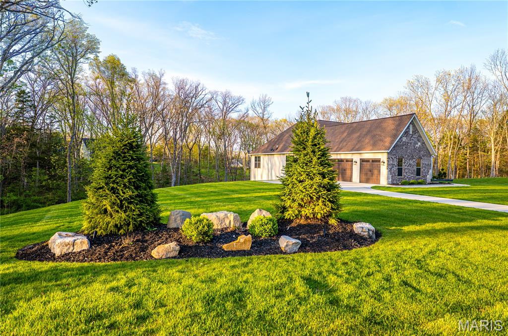 150 Delcreek Estates Drive