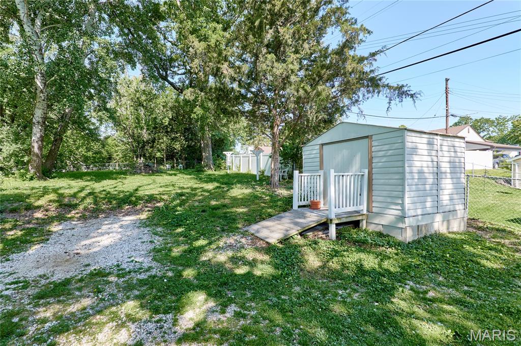 Mackenzie Tr - Residential