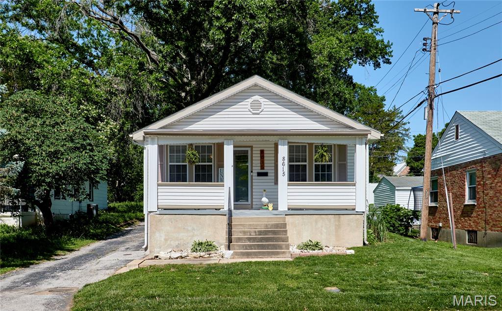 Mackenzie Tr - Residential