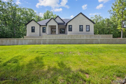 Photo of 10095 Tour De Plomb Court, Potosi, MO 63664 (MLS # 26058009)