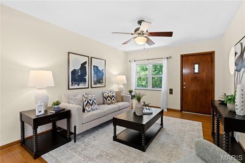 Tiny photo for 5521 Murdoch Avenue, St Louis, MO 63109 (MLS # 26031307)