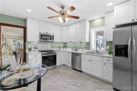 Tiny photo for 5521 Murdoch Avenue, St Louis, MO 63109 (MLS # 26031307)