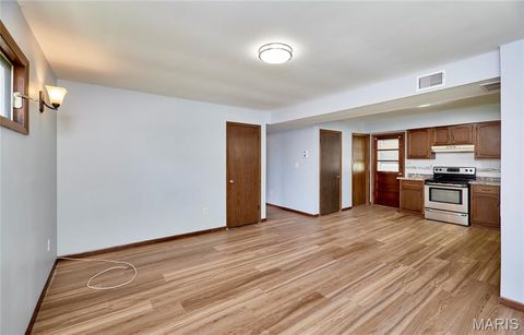 Tiny photo for 239 Kuhne Boulevard, Troy, MO 63379 (MLS # 26024511)
