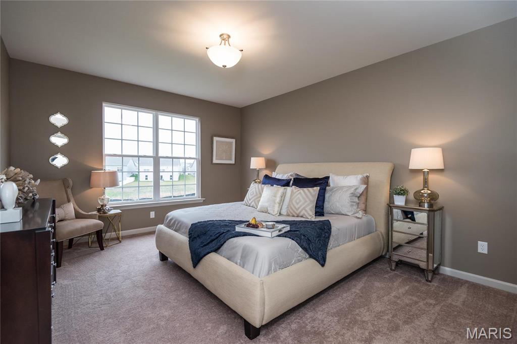 Ryehill Manor - Residential