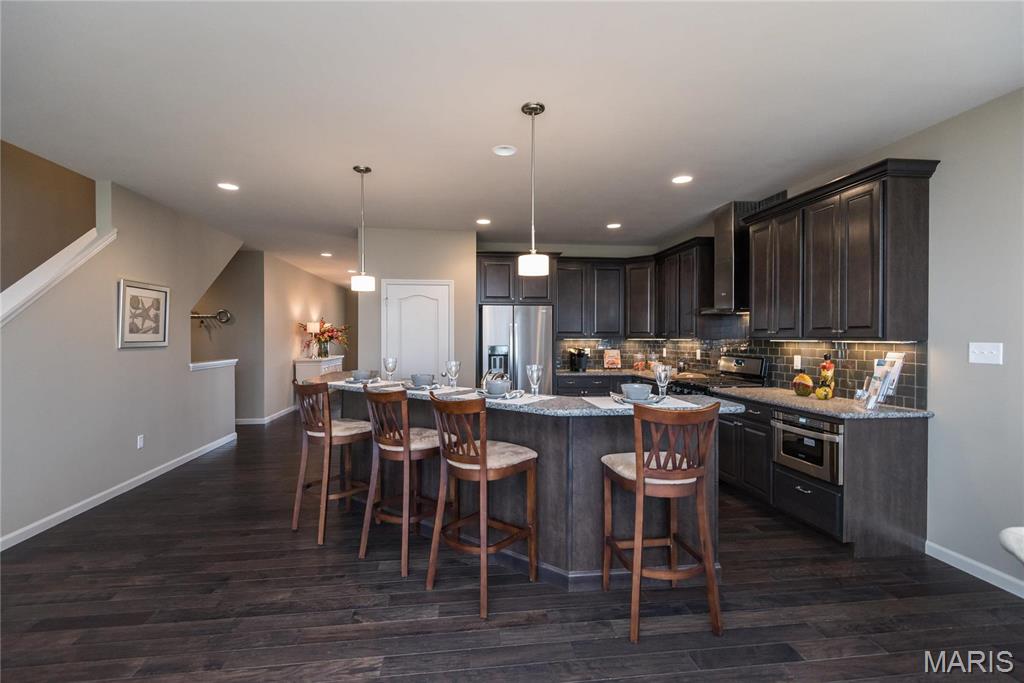 Ryehill Manor - Residential