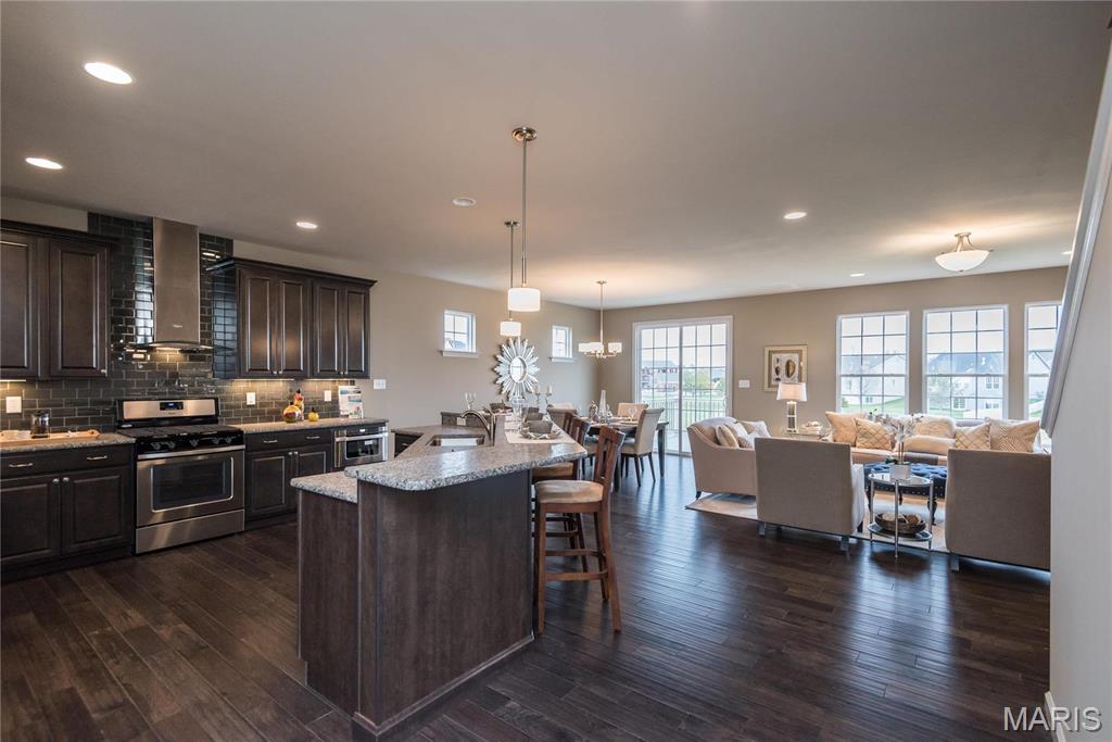 Ryehill Manor - Residential