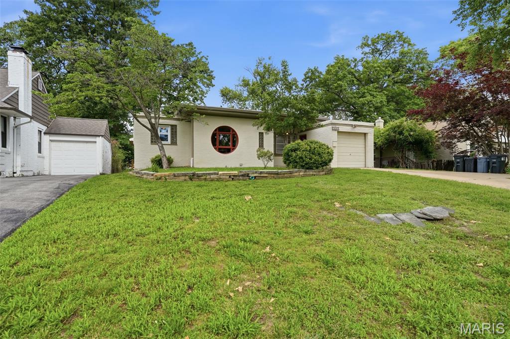 Colonial Village - Residential