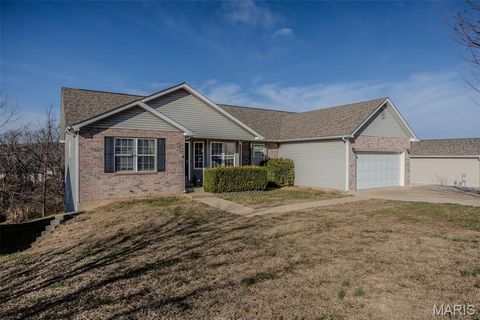 Photo of 115 Lakeview Court, St Robert, MO 65584 (MLS # 25081292)