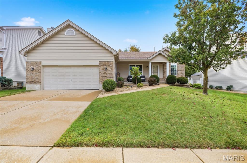 Photo of 1669 Summit Terrace Court, Fenton, MO 63026 (MLS # 26066865)