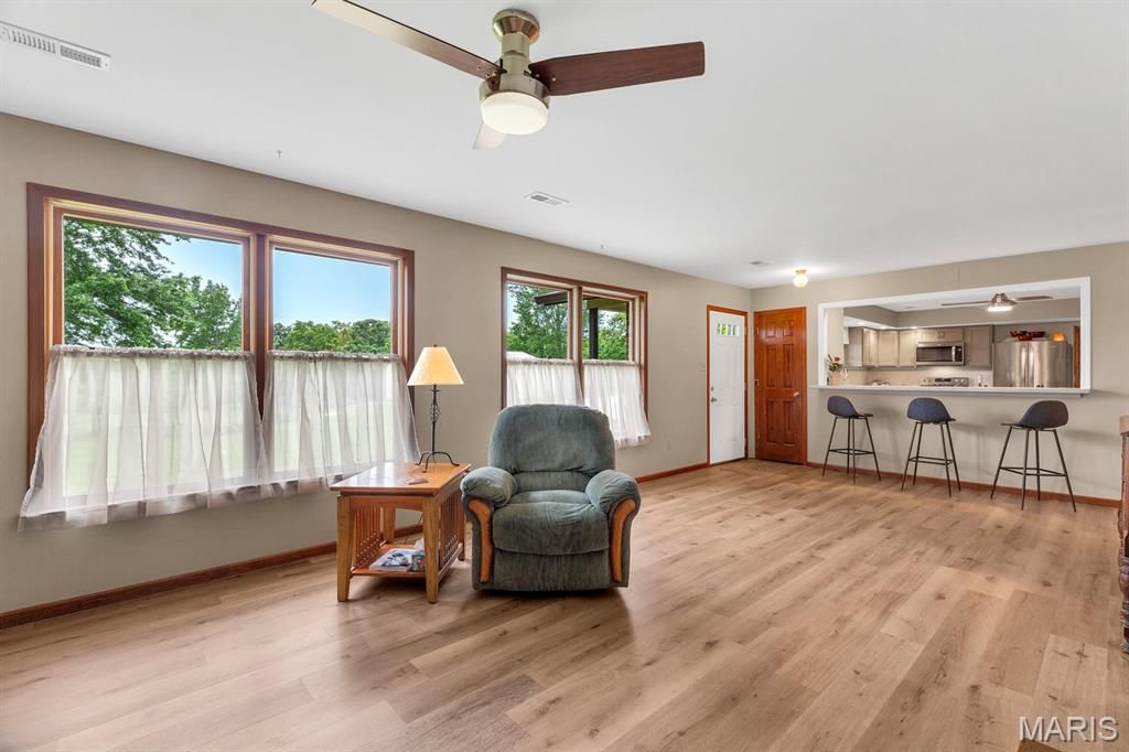 Photo of 2428 E Highway 47, Winfield, MO 63389 (MLS # 26029111)