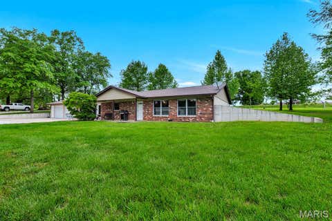 Photo of 2428 E Highway 47, Winfield, MO 63389 (MLS # 26029111)