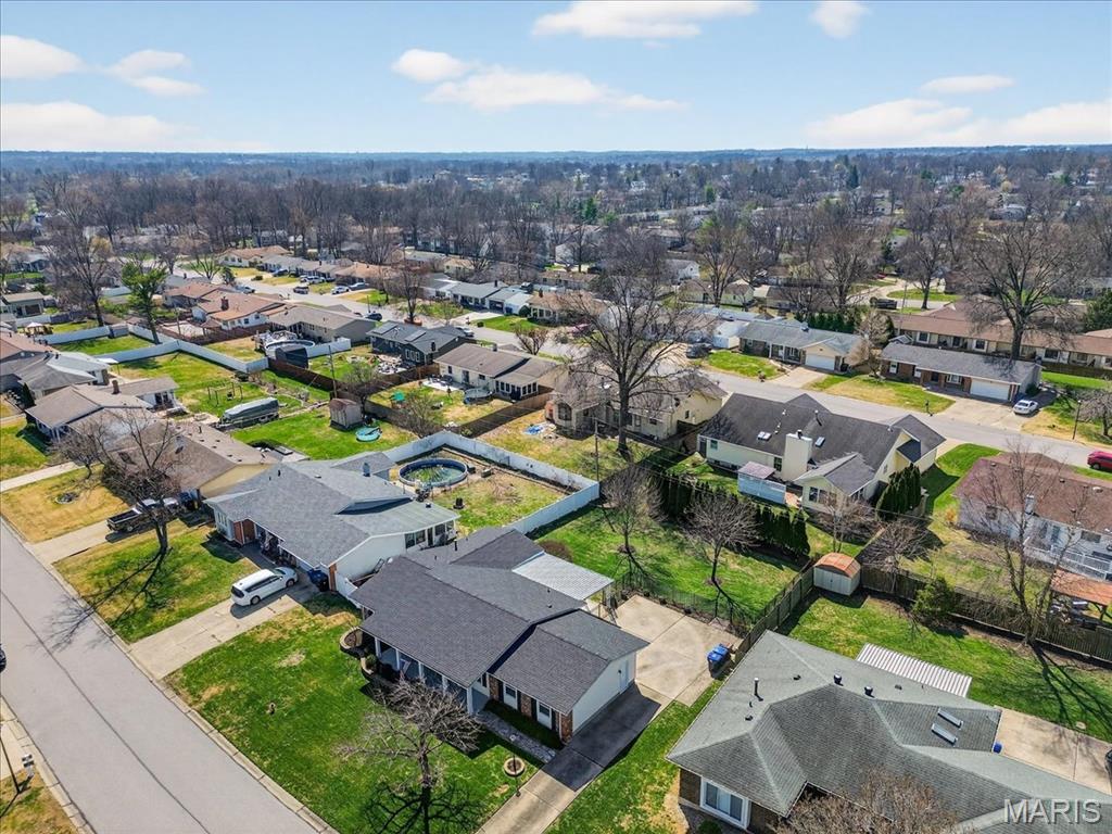 Dardenne Lake Estate - Residential