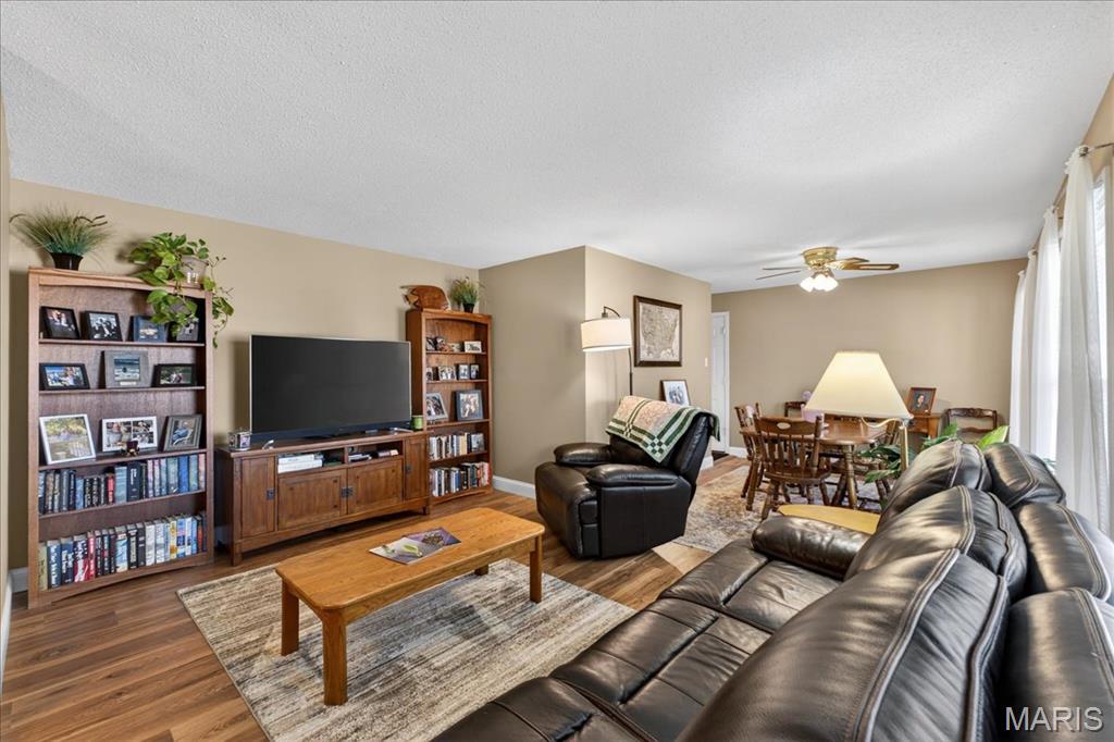 Dardenne Lake Estate - Residential