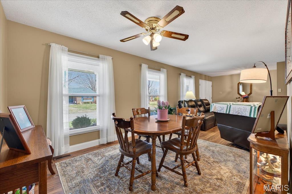 Dardenne Lake Estate - Residential