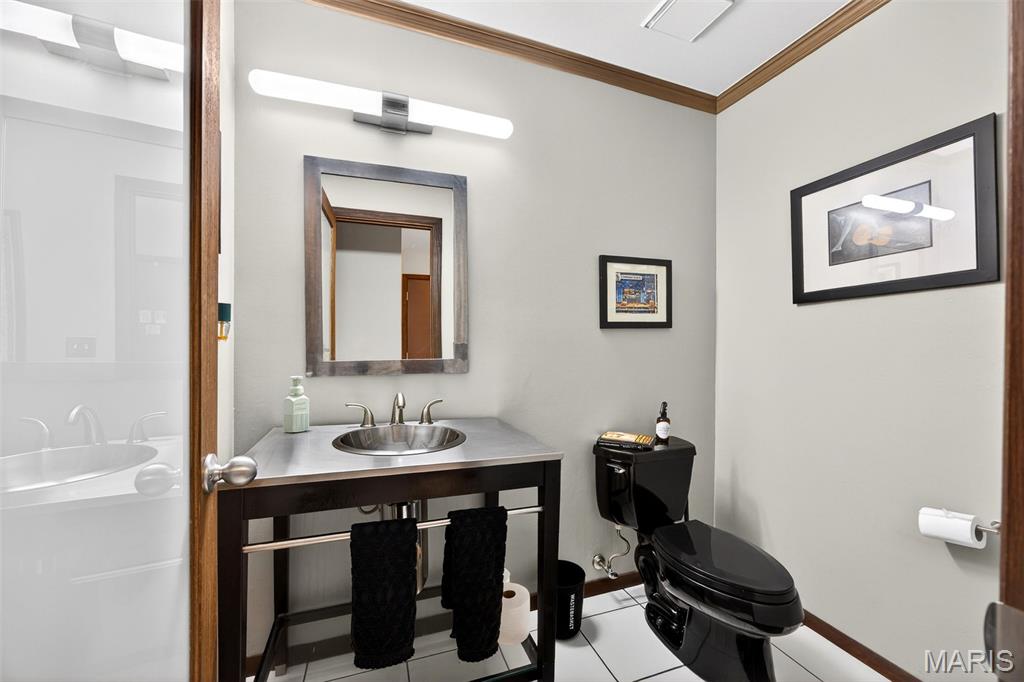 Birnamwood Condo Ph 3 Amd - Residential