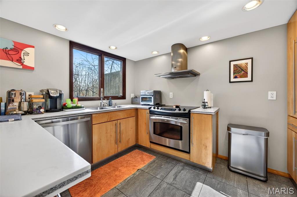 Birnamwood Condo Ph 3 Amd - Residential