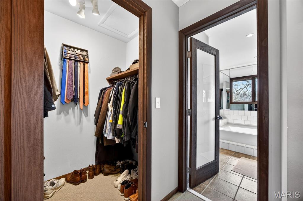 Birnamwood Condo Ph 3 Amd - Residential