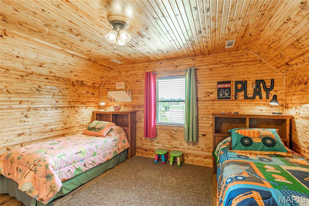 NON SUBDIVISION - Residential