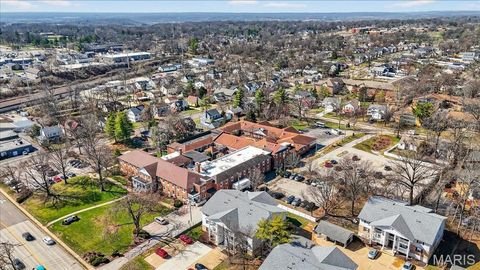 Tiny photo for 667 S Kirkwood Road #102, Kirkwood, MO 63122 (MLS # 26013501)