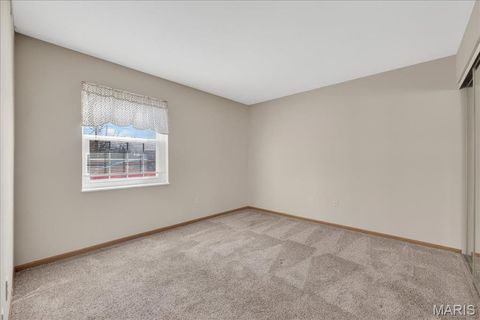 Tiny photo for 667 S Kirkwood Road #102, Kirkwood, MO 63122 (MLS # 26013501)