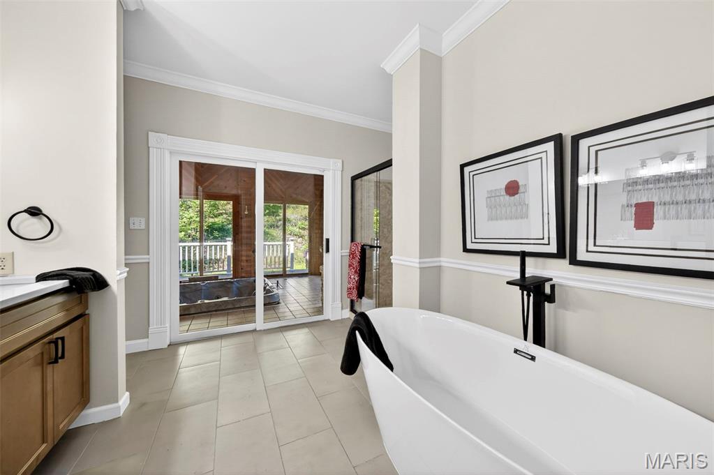 Thunder Mountain One - Residential