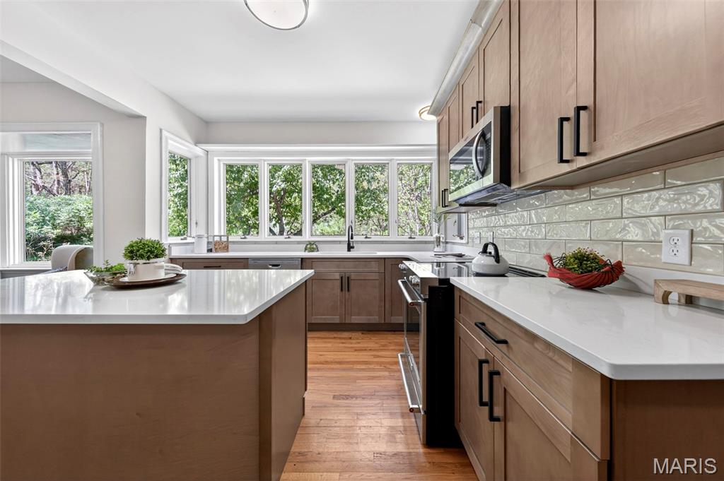 Thunder Mountain One - Residential