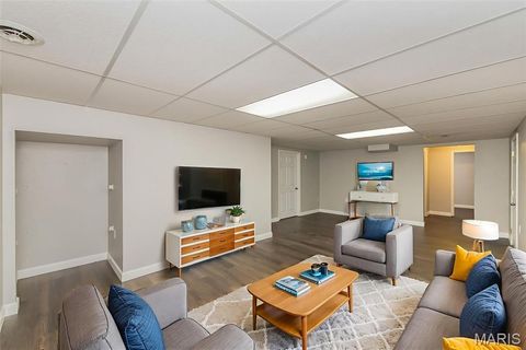 Tiny photo for 15451 Duxbury Way, Chesterfield, MO 63017 (MLS # 25067526)