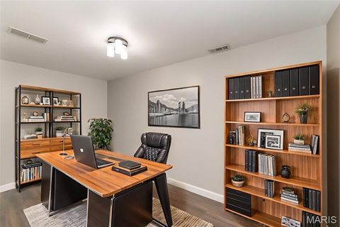 Tiny photo for 15451 Duxbury Way, Chesterfield, MO 63017 (MLS # 25067526)