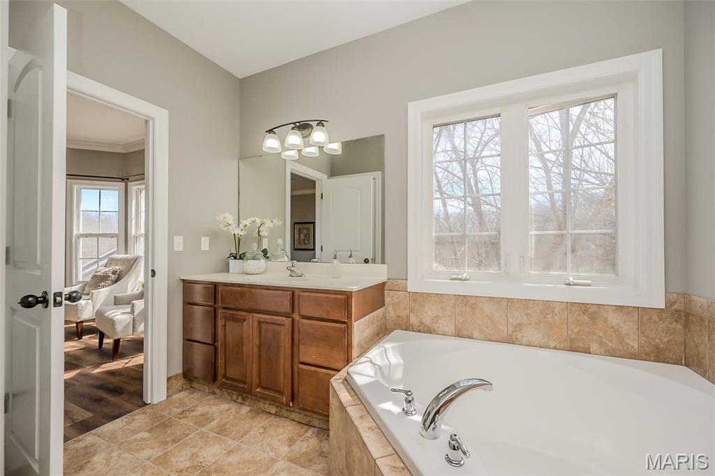 Vineyards/Bushberg - Residential