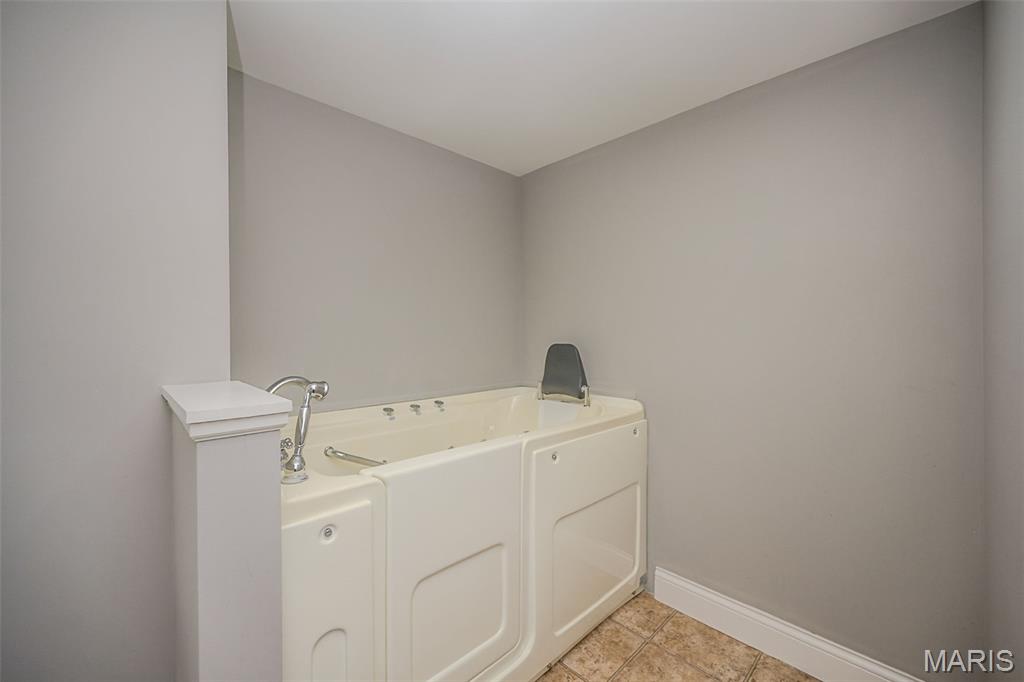 Vineyards/Bushberg - Residential