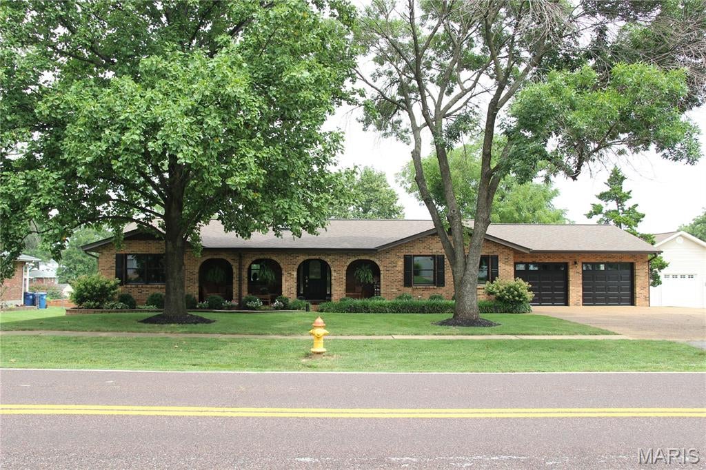 7001 Weber Road
