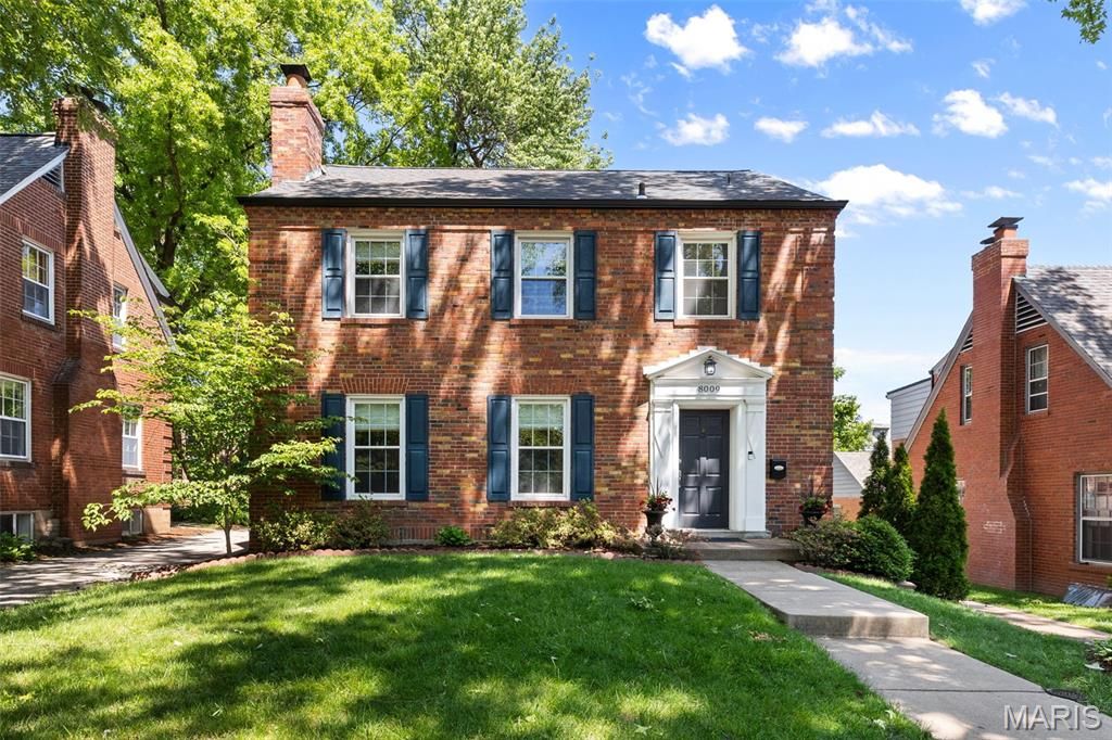 Photo of 8009 Teasdale Avenue, University City, MO 63130 (MLS # 26012400)