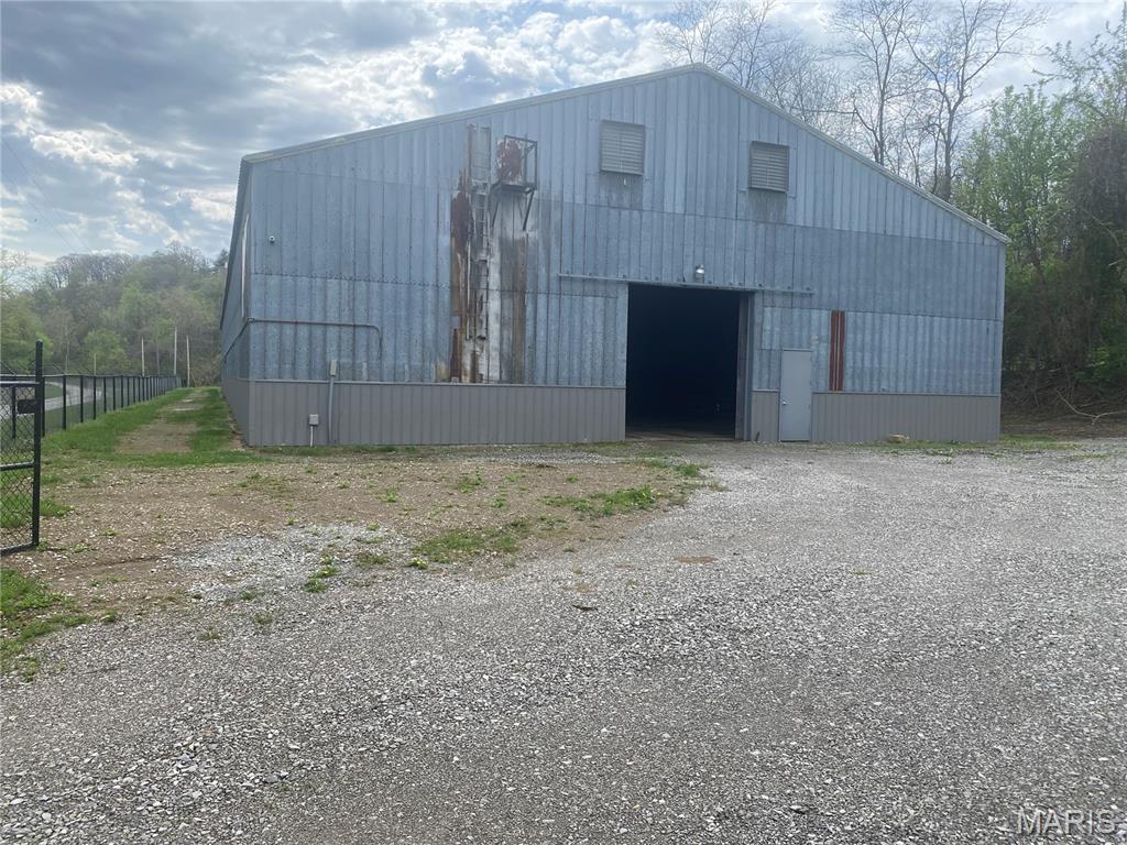 None - Commercial Lease