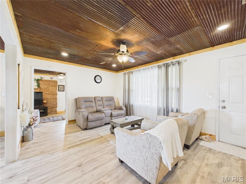 Photo of 1855 County Road 459, Poplar Bluff, MO 63901 (MLS # 26019954)