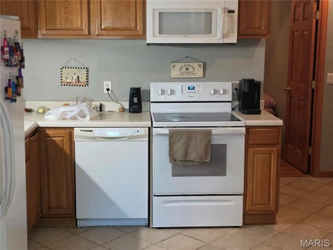 Tiny photo for 411 South Street, Lebanon, MO 65536 (MLS # 26036587)