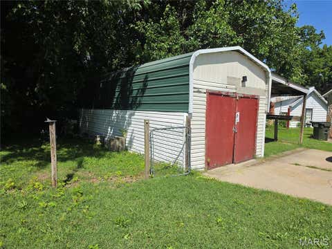 Tiny photo for 411 South Street, Lebanon, MO 65536 (MLS # 26036587)