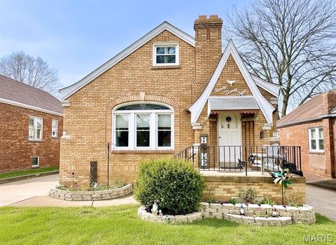 Photo of 9028 Philo Avenue, St Louis, MO 63123 (MLS # 26018952)