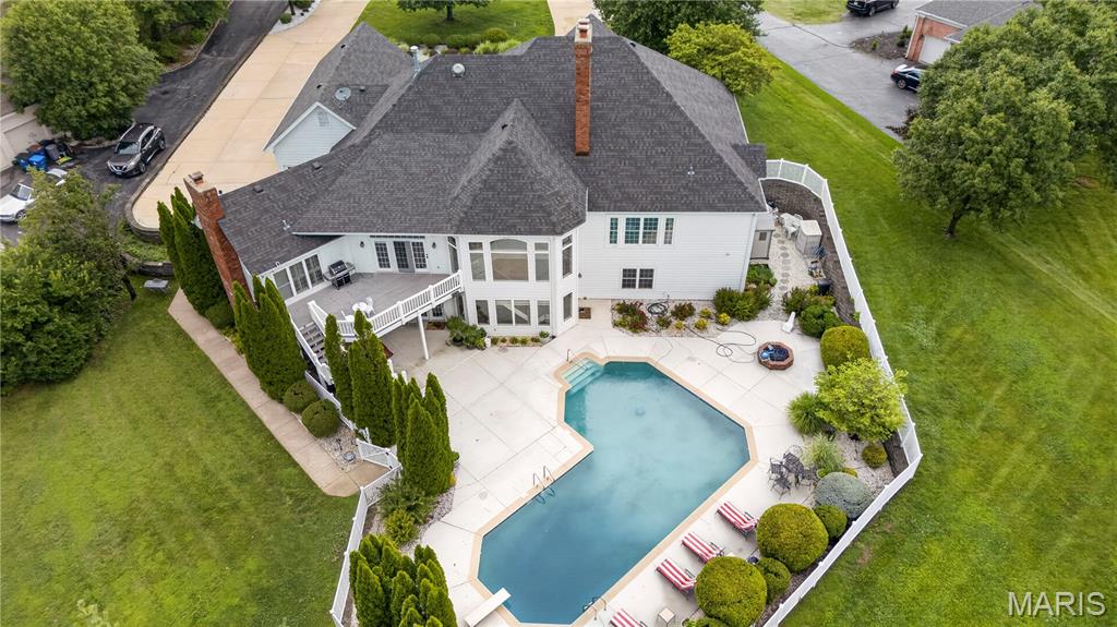 2325 Sterling Pointe Drive