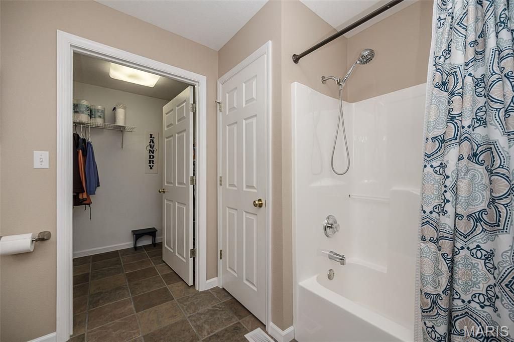 Paradise Valley/Hursts Adjustment - Residential