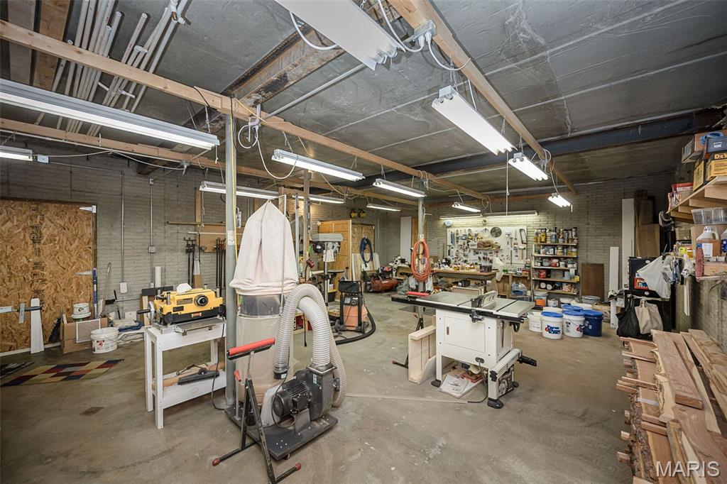 Paradise Valley/Hursts Adjustment - Residential