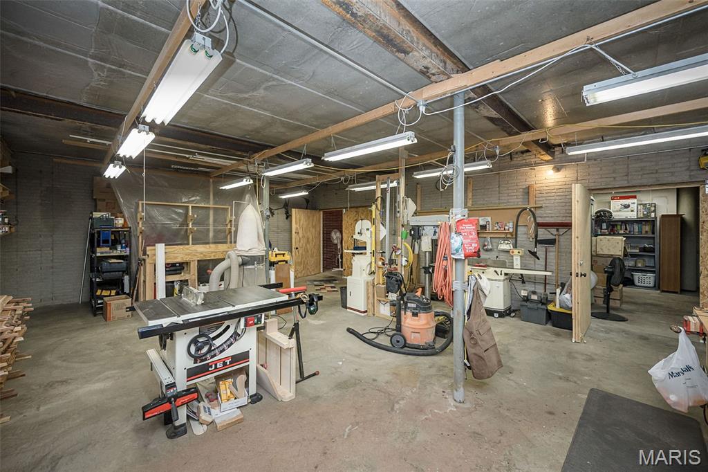 Paradise Valley/Hursts Adjustment - Residential