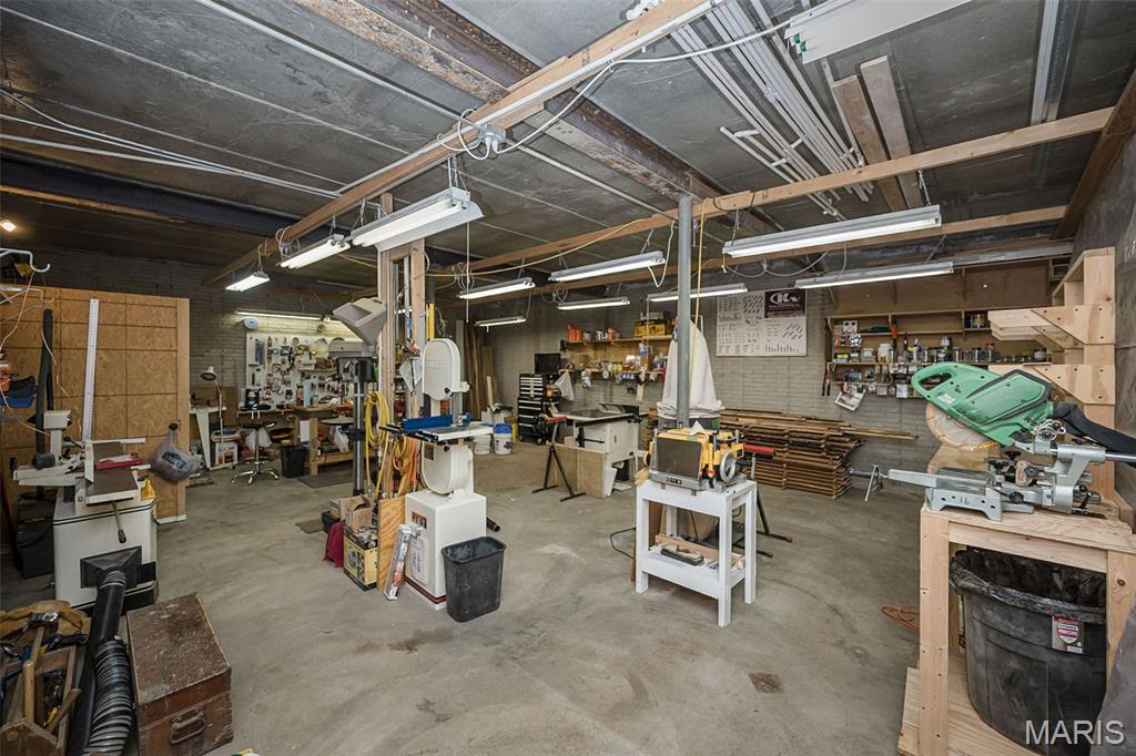 Paradise Valley/Hursts Adjustment - Residential