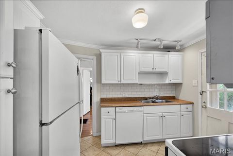 Tiny photo for 1133 N Geyer Road, Kirkwood, MO 63122 (MLS # 26022639)