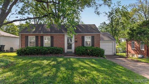 Tiny photo for 1133 N Geyer Road, Kirkwood, MO 63122 (MLS # 26022639)