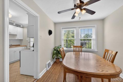 Tiny photo for 1133 N Geyer Road, Kirkwood, MO 63122 (MLS # 26022639)