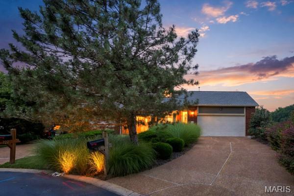 718 Walnut Creek Lane