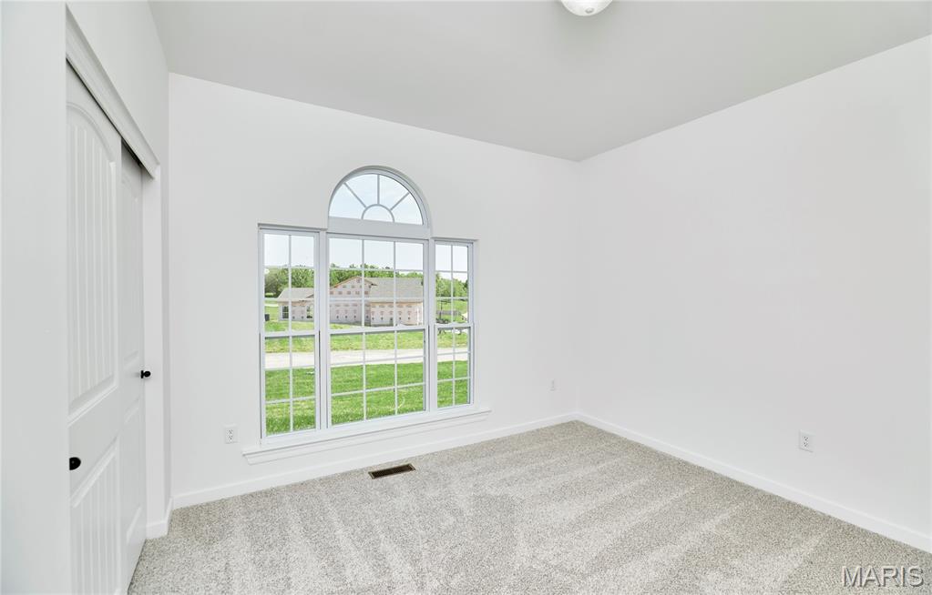 10 Canyon Creek Court