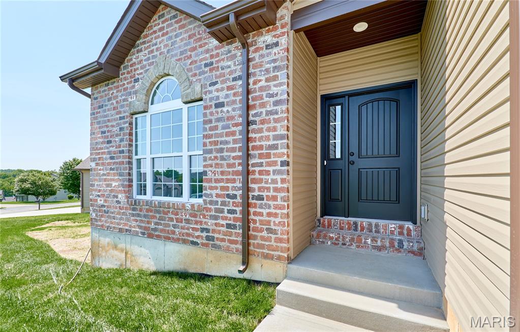 10 Canyon Creek Court