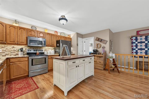 Tiny photo for 16840 Pike 9289, Bowling Green, MO 63334 (MLS # 26044905)